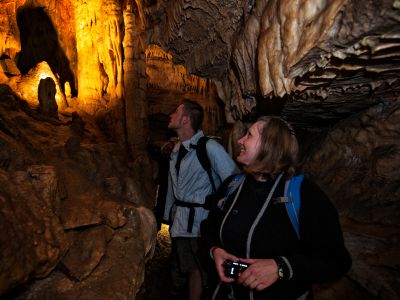 Besucher in der Binghöhle Streitberg
